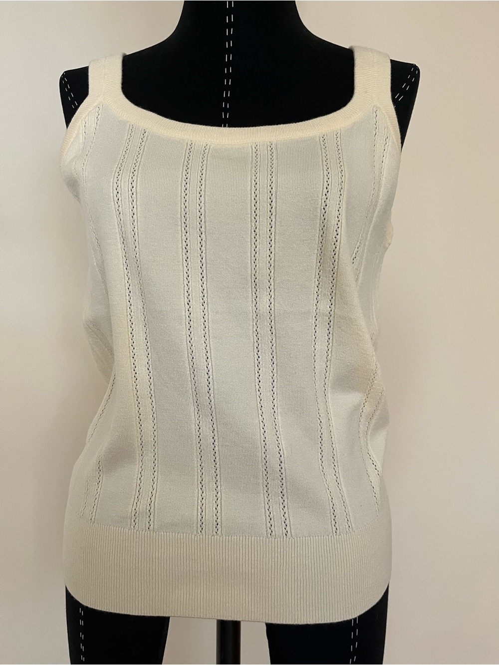 Brand new Women’s Viscose Blend Knitted top